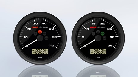 Das Multifunktionsinstrument mit Segmentanzeige gibt die Geschwindigkeit über Grund an und umfasst einen programmierbaren Geschwindigkeitsalarm.